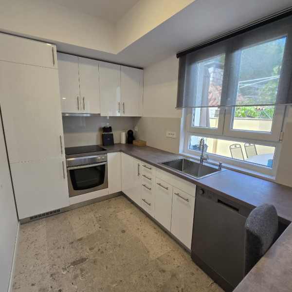 Kitchen, House Rosa, House Rosa Apartments by the sea, Mali Lo&scaron;inj, Croatia Mali Lo&scaron;inj