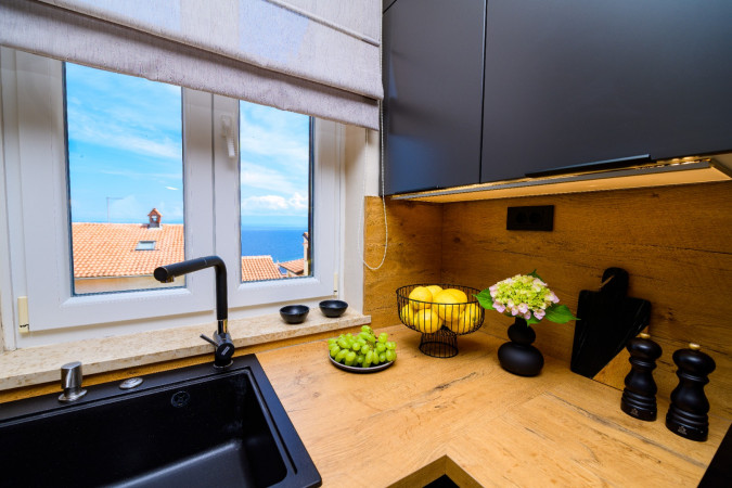 Apartment Deluxe, House Rosa Apartments by the sea, Mali Lo&scaron;inj, Croatia Mali Lo&scaron;inj