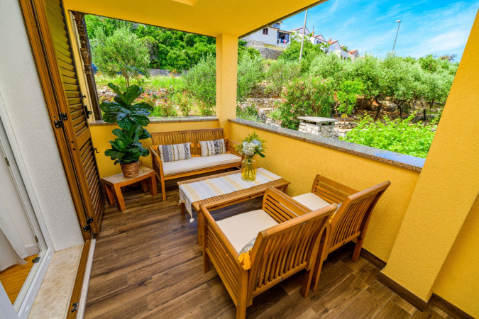 House Rosa Apartments by the sea, Mali Lo&scaron;inj, Croatia Mali Lo&scaron;inj