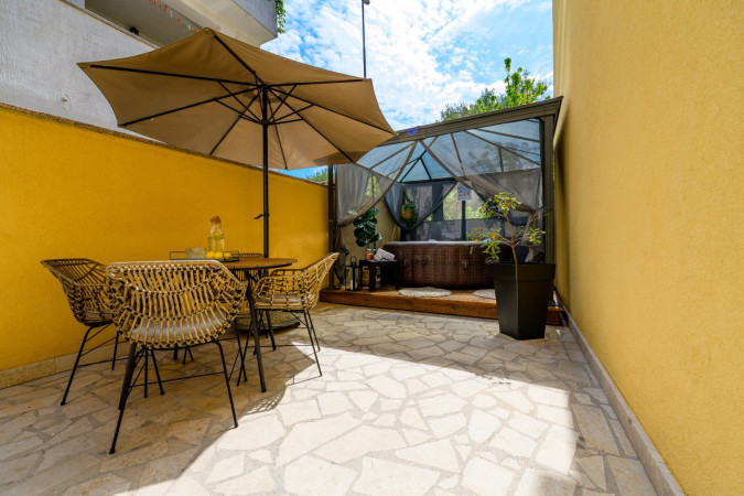 House Rosa Apartments by the sea, Mali Lo&scaron;inj, Croatia Mali Lo&scaron;inj